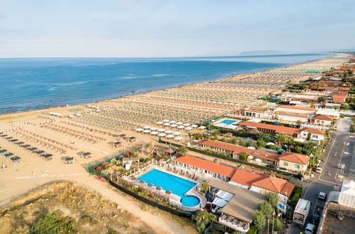 Photo 42 - La Casina Del Pescatore On the Beach