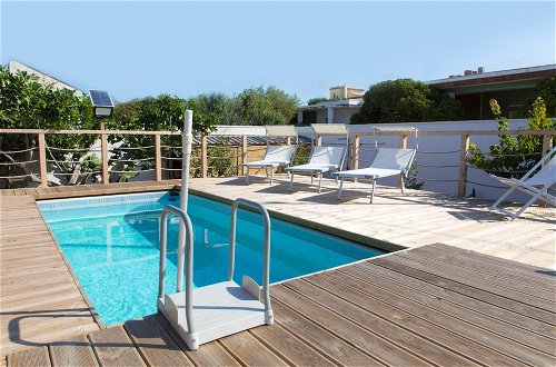 Foto 25 - Villa Solare con piscina fronte mare