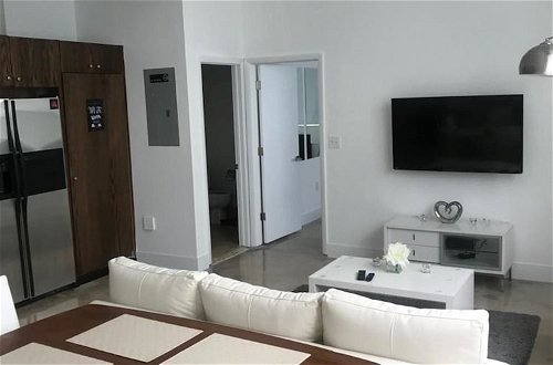 Photo 12 - Apartment With one Bedroom in Miami Beach, With Enclosed Garden and Wifi - Near the Beach