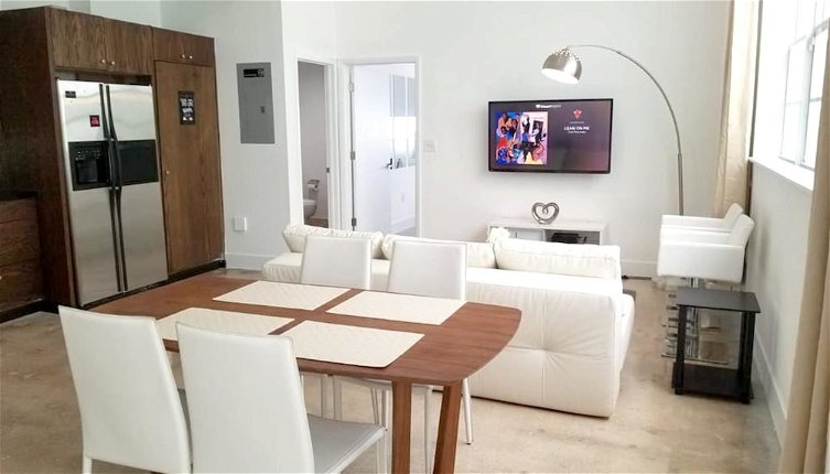 Foto 1 - Apartment With one Bedroom in Miami Beach, With Enclosed Garden and Wifi - Near the Beach