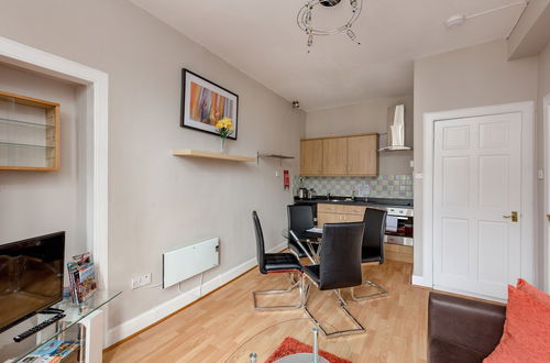 Photo 6 - Silver Lining - St Leonard St Apartment