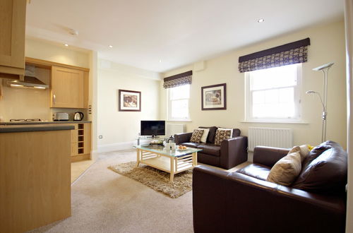 Photo 1 - Berkshire Rooms-Reading