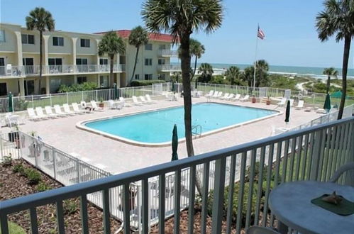 Foto 32 - Ocean View 2 Bed, 2 Bath, Steps to the Beach - Spanish Trace 240