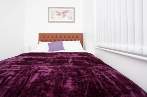 Photo 7 - Kirkstall Serviced Apartments Leeds