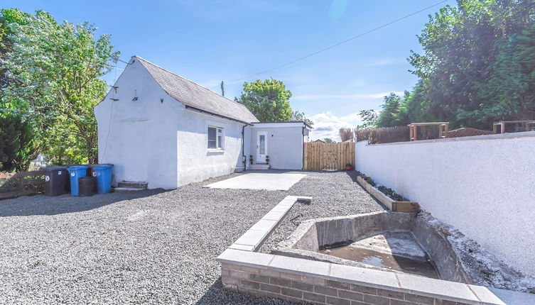 Photo 1 - Lovely 1-bed Cottage in Kelty With Hot Tub