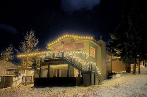 Photo 4 - Gold Point Resort Breckenridge by Vacatia