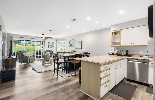 Catch the Sunrise - Branson Mo - Holiday Hills - 2bd Condo! - Photo 9