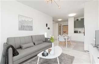 Photo 1 - Lux Apartment by Renters Prestige