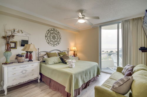 Photo 6 - Resort-style Biloxi Condo: Walk to the Beach