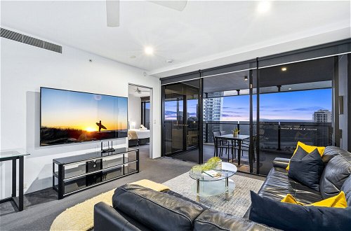 Photo 39 - 1Bed Ocean - Circle on Cavill - Wow Stay