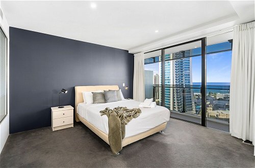 Photo 2 - 1Bed Ocean - Circle on Cavill - Wow Stay