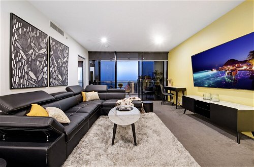 Photo 40 - 1Bed Ocean - Circle on Cavill - Wow Stay