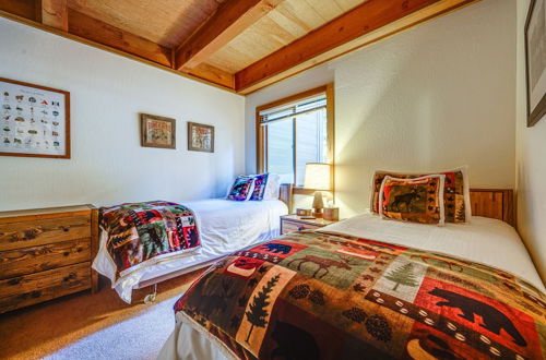 Photo 13 - Charming Ski Condo < 1 Mi to North Star Resort