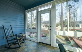 Photo 2 - Lovely Fayetteville Home: Deck & Fireplace