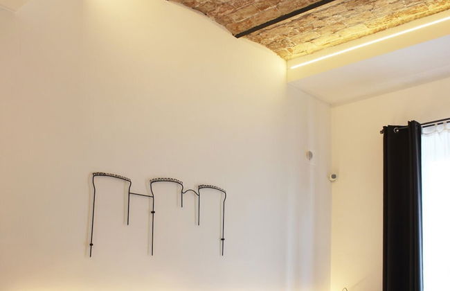 VESUCHARME Suite Luxury Room - Photo 13