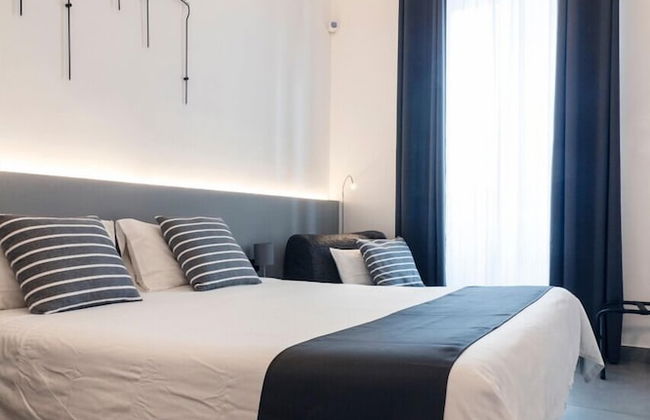 VESUCHARME Suite Luxury Room - Photo 15