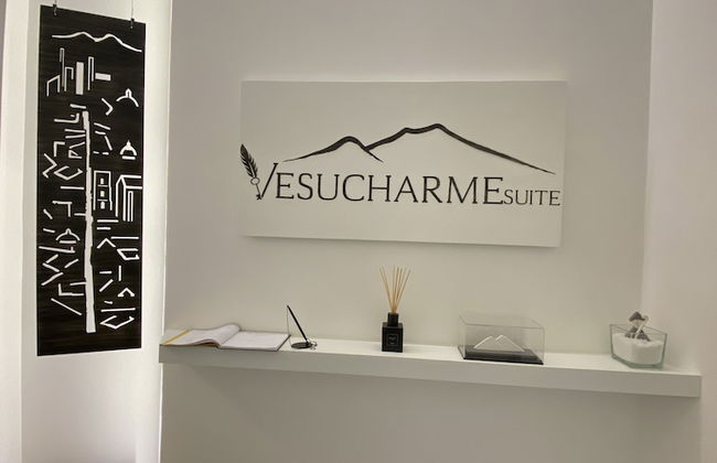VESUCHARME Suite Luxury Room - Photo 6