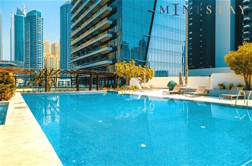 Photo 4 - Exclusive 2BR Apt With Superb Balcony Marina Views