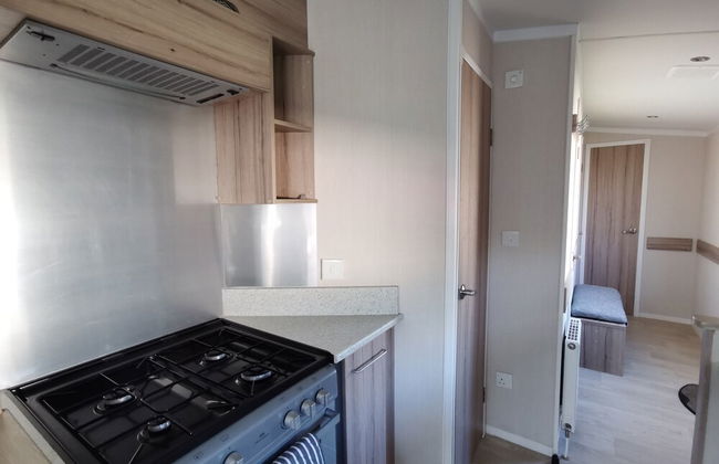 8berth- Smarttv- Closetobeach- Familyfriendly - Foto 5