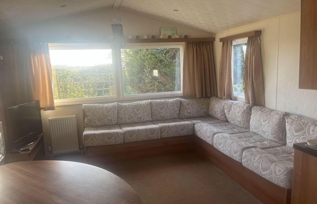 2 Bedroom Pet Free Caravan and Decking Free Wifi - Foto 6