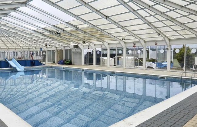 2 Bedroom Pet Free Caravan and Decking Free Wifi - Foto 9