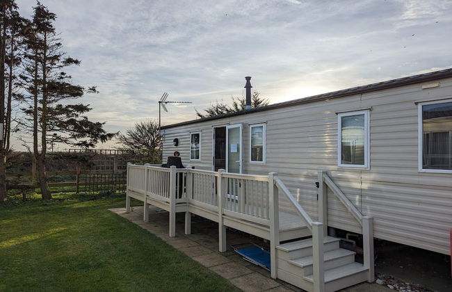 2 Bedroom Pet Free Caravan and Decking Free Wifi - Foto 1