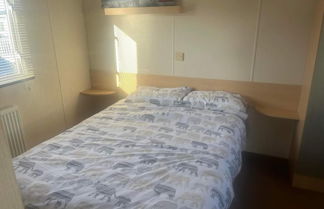 Foto 2 - 2 Bedroom Pet Free Caravan and Decking Free Wifi