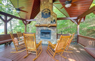 Photo 1 - Mineral Bluff 'bear Ridge Cabin' w/ Hot Tub