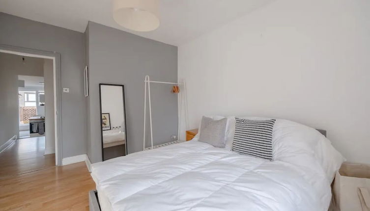 Photo 1 - Stylish & Homely 1BD Flat - Walthamstow