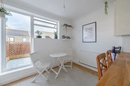 Photo 16 - Stylish & Homely 1BD Flat - Walthamstow