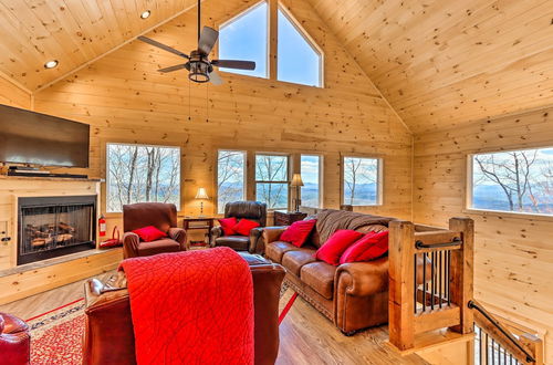 Photo 1 - Mineral Bluff Cabin Near Lake Blue Ridge