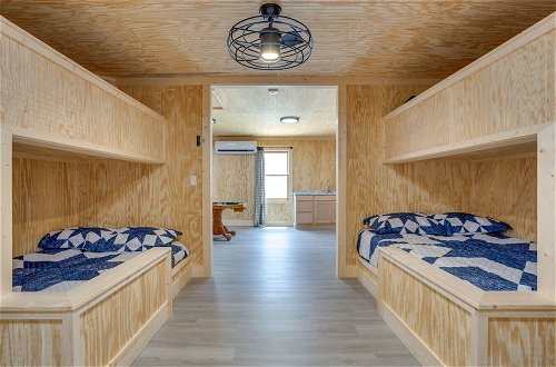 Foto 17 - Dreamy Dahlonega Cabin w/ Deck & Fireplace