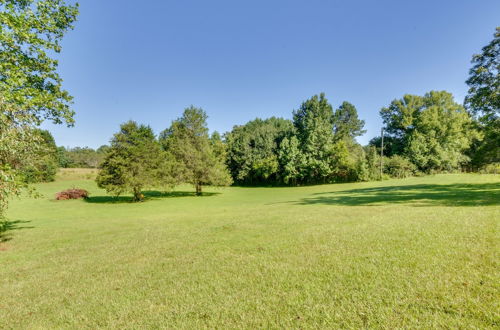 Photo 11 - Charming Duplex: 12 Mi to UGA & Sanford Stadium