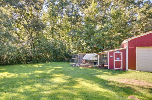 Photo 19 - Charming Duplex: 12 Mi to UGA & Sanford Stadium