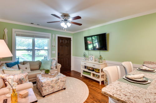 Foto 18 - Charming Duplex: 12 Mi to UGA & Sanford Stadium