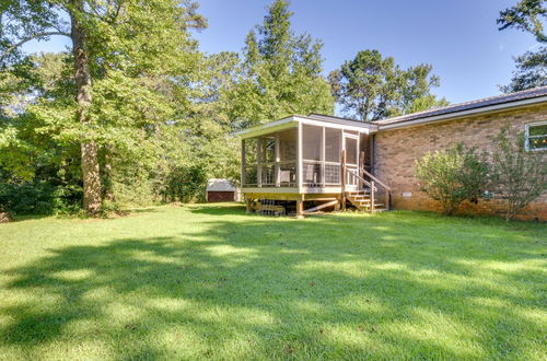 Photo 21 - Charming Duplex: 12 Mi to UGA & Sanford Stadium