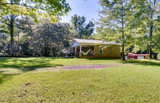 Photo 2 - Charming Duplex: 12 Mi to UGA & Sanford Stadium