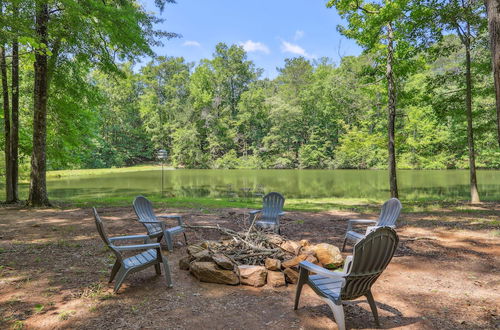 Photo 14 - Lakefront Hamilton Cabin w/ Dock & Fire Pit