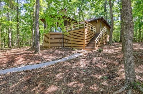 Photo 21 - Lakefront Hamilton Cabin w/ Dock & Fire Pit