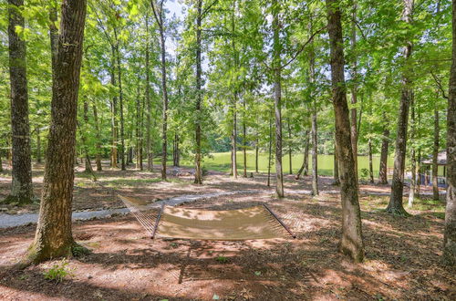 Photo 7 - Lakefront Hamilton Cabin w/ Dock & Fire Pit