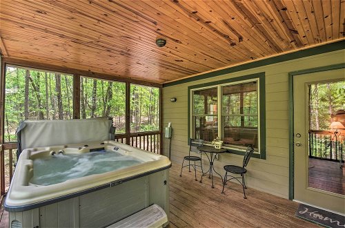 Photo 5 - The Honeybee Cabin w/ Private Porch + Hot Tub