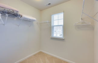 Photo 3 - Sweet Dreamin Townhome ~ 7 Mi to Beach