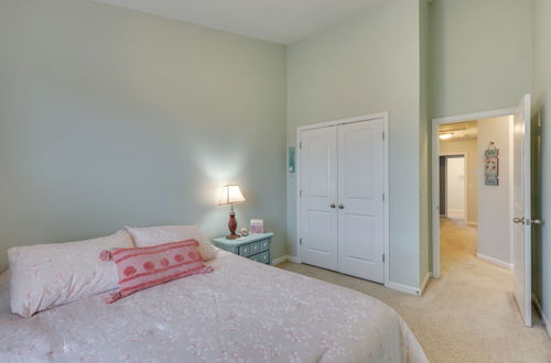 Photo 26 - Sweet Dreamin Townhome ~ 7 Mi to Beach