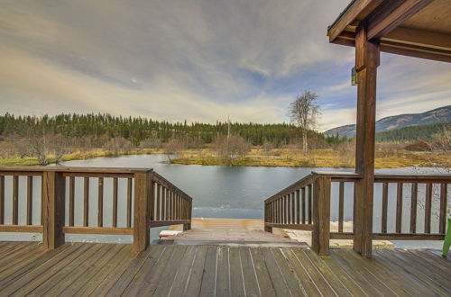 Photo 17 - Bonners Ferry Cabin w/ Wraparound Deck & Views