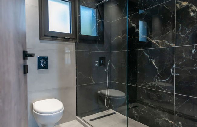 Agalliu Villa - Photo 15