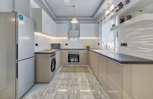 Agalliu Villa - Photo 5