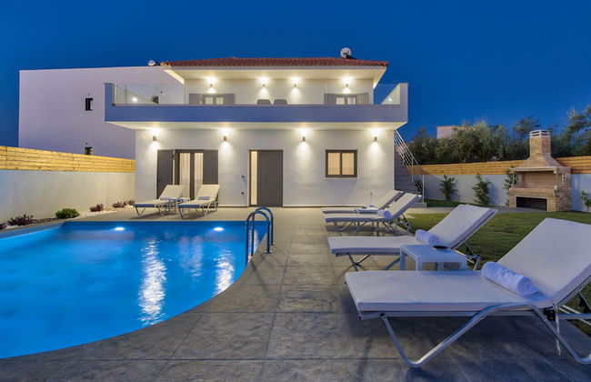 Agalliu Villa - Photo 16