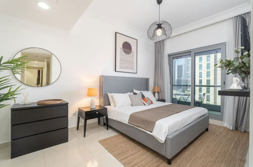 Photo 1 - Luxury Three Bedroom in Damac Maison Near Dubai Mall by Sojo Stay