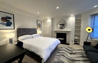 Photo 3 - Chic Studio Flat 8 Mins to Harrods, Knightsbridge