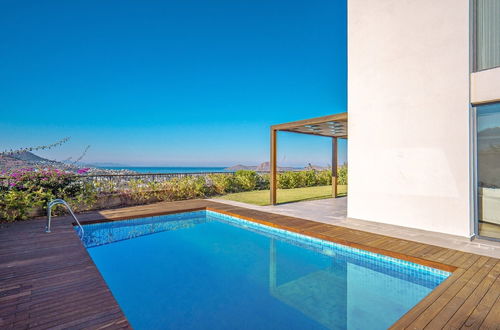 Photo 33 - Tranquil Yalıkavak Retreat: Private Pool, Sea Views & Family Paradise